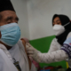An elderly Indonesian person receiving a COVID-19 vaccine. Photo credit: EpiC